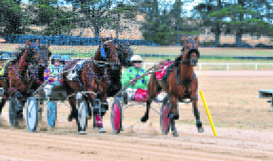 WHEELS OF FORTUNE: Uncle Redgee wins the GK Craig Printers Pace.