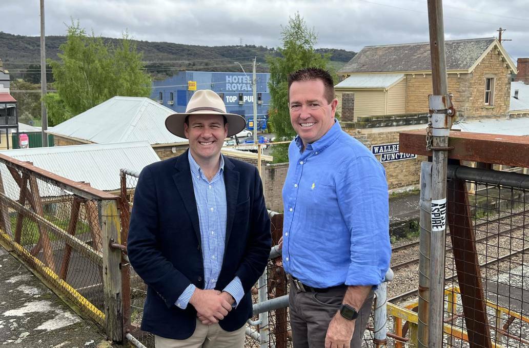 Minister for Regional TRansport and Roads Sam Farraway and Deputy Premier Paul Toole at Wallerawang train station. Picture supplied