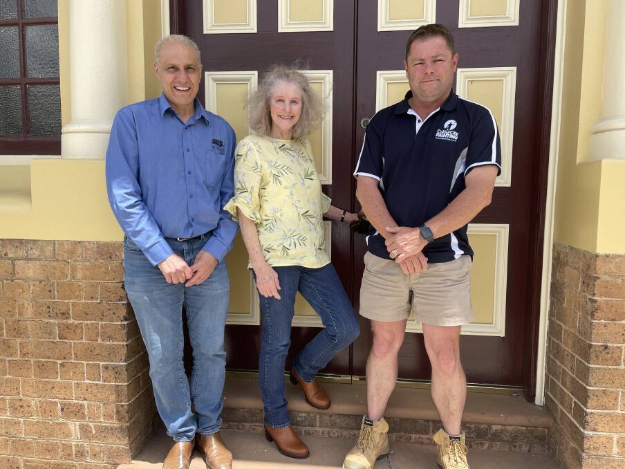 OCTEC's Fred Emmi, Deanne Phillips and Colour City Painting managing director Anton Hartley outside the old Lands Office. Picture by Dominic Unwin
