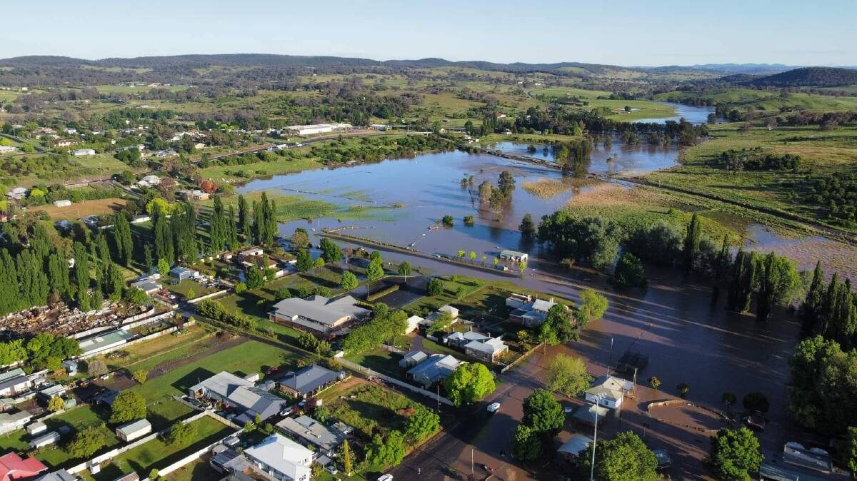 Extensive flooding has swept through Molong. Picture by Jacob O'Donnell