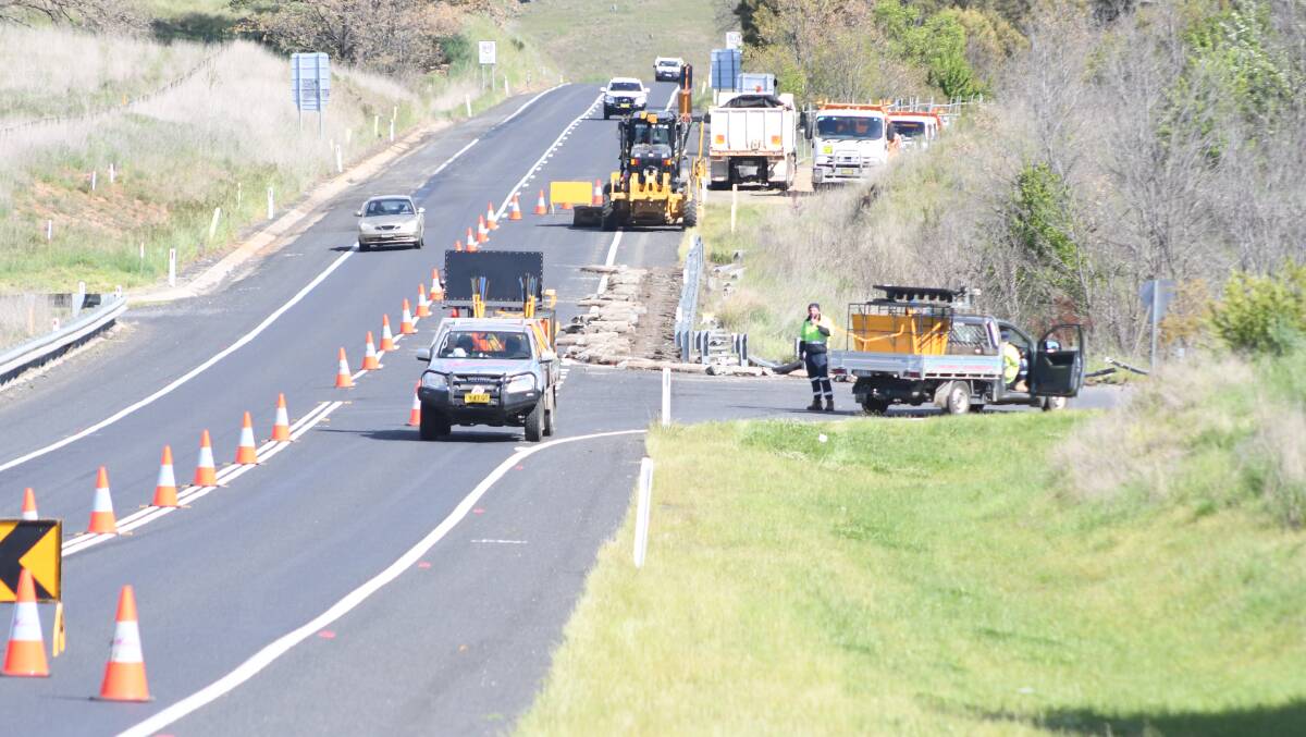 UPGRADE: Crews start work on the state government's $2.98 upgrade of the Mitchell Highway intersection with Thompson Road. Photo JUDE KEOGH