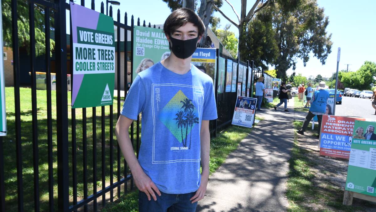 QR RESEARCH: Travis Wah at Calare's polling booth on Saturday. Photo JUDE KEOGH