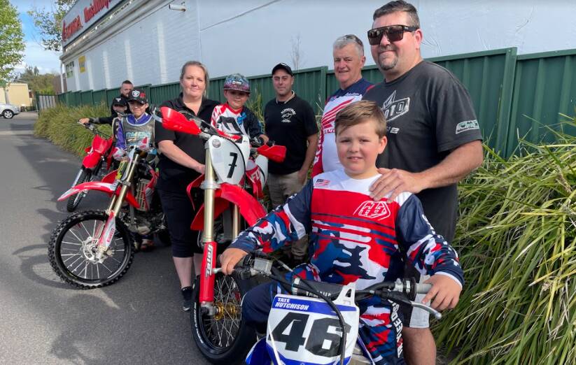 HOME SEARCH: Canobolas Motorcycle Club's Cooper Blowes,
Beau Bennett, Gage Gower, Denise and Kye Hutchison,
Peter Gower, Chip Howitt and Matt and Tate Hutchison.