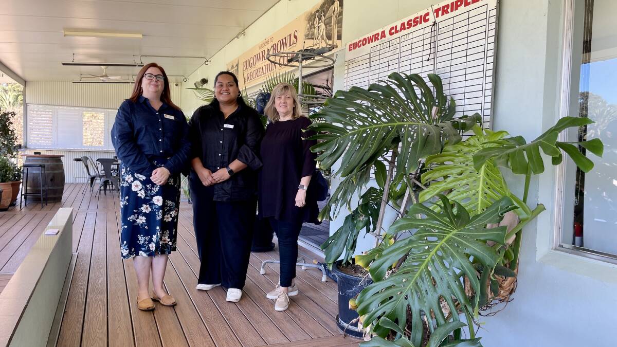CatholicCare Wilcannia-Forbes portfolio manager and financial counsellor, Louise Cormie with Legal Aid senior solicitor, Ma'ata Solofini and Catholic Care's senior support disaster financial counsellor, Carole Shennan. 