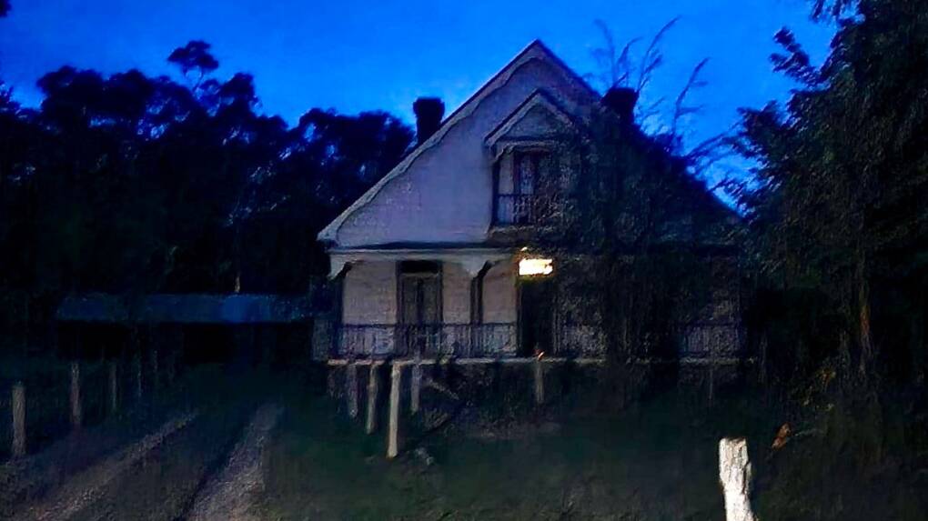 Known by many as 'Hannah's house', this old Hill End home is one of the sites Chantal Webb of Out West Paranormal Ghost Tours takes her guests past, with claims poeple have 'had their hands grabbed' over the fence. Picture by Chantal Webb.