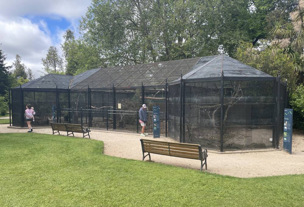 Removal of the Cook Park Bird Aviary was rejected by Orange City Council on Tuesday. 