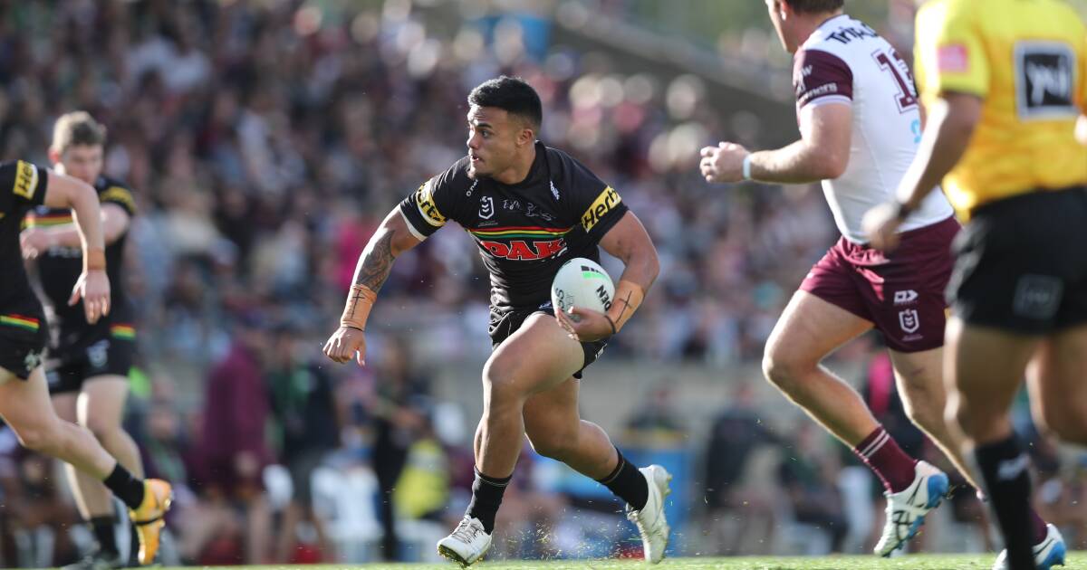 Spencer Leniu makes a run for Penrith Panthers in their win against Manly Sea Eagles at Bathurst in 2021. Picture by Phil Blatch