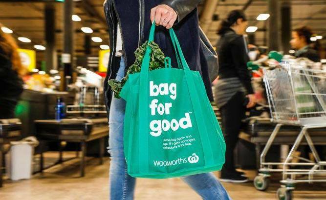 ON THE GOOD SIDE: Supermarkets have adopted different policies in regards to banning single-use plastic bags. Photo: FILE PHOTO