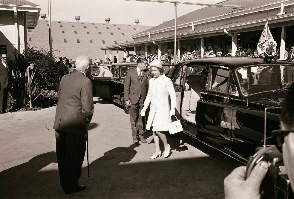 Images of Queen Elizabeth II and Prince Philip in Orange in 1970