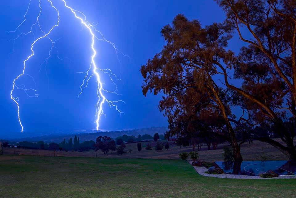 SPECTACULAR SHOW: Michael Mustac took this incredible photo on Wednesday night in West Orange, looking north towards Molong.