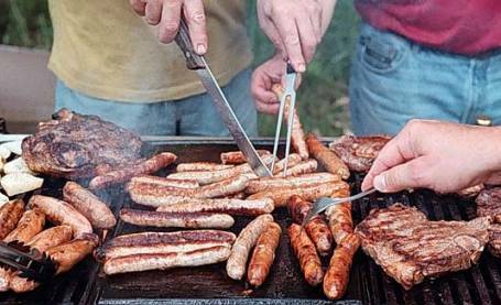 Chance to chill and grill for drought-hit farmers at Molong community event