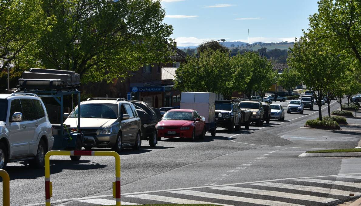 SLOWLY DOES IT: Traffic on Cowra's usually sedate Kendal Street at 9.30am on Monday. Photo: COWRA GUARDIAN