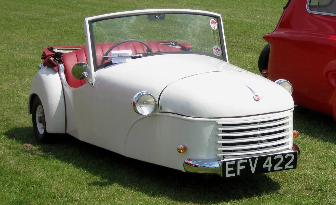 CUTE AS A BUTTON: A Bond Minicar from 1951- this is the Deluxe Tourer. Photo: Wikimedia.