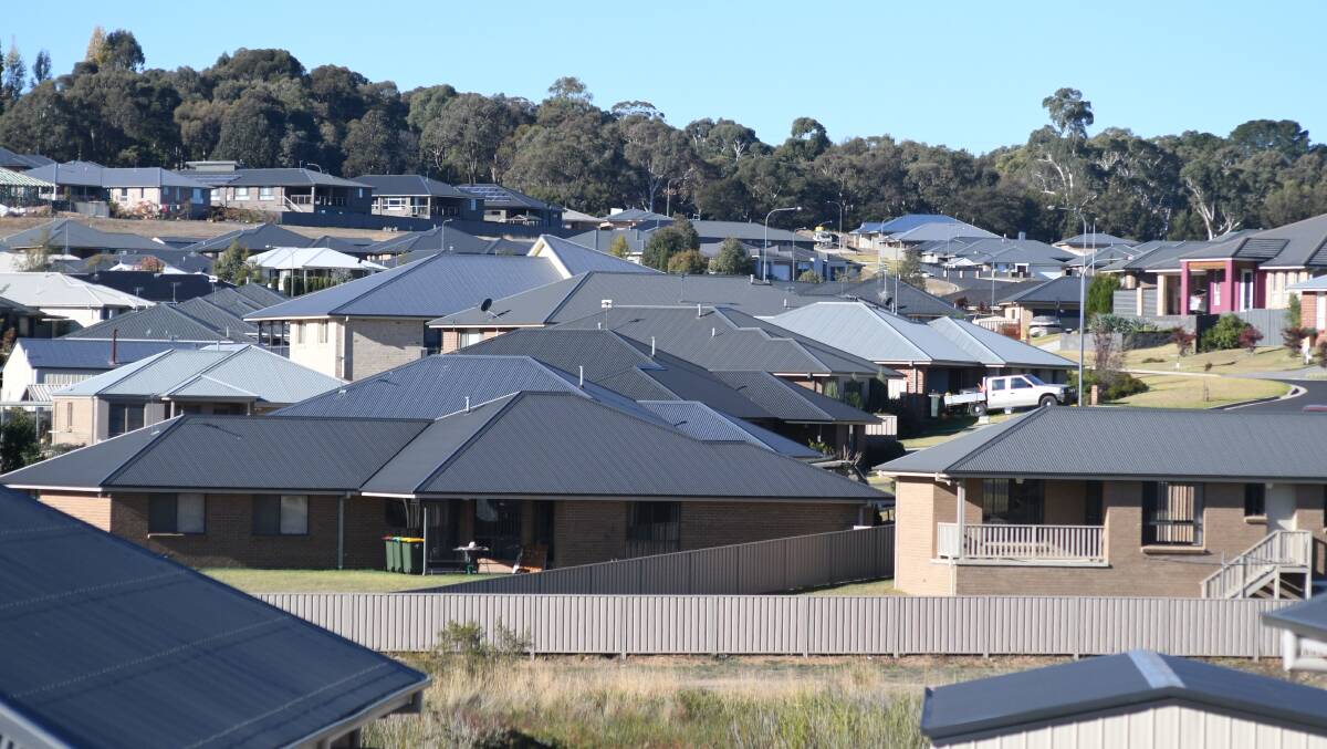 BOOM TIME: Orange housing prices are up 14 per cent in a year. Photo: JUDE KEOGH 0501jkhousing4