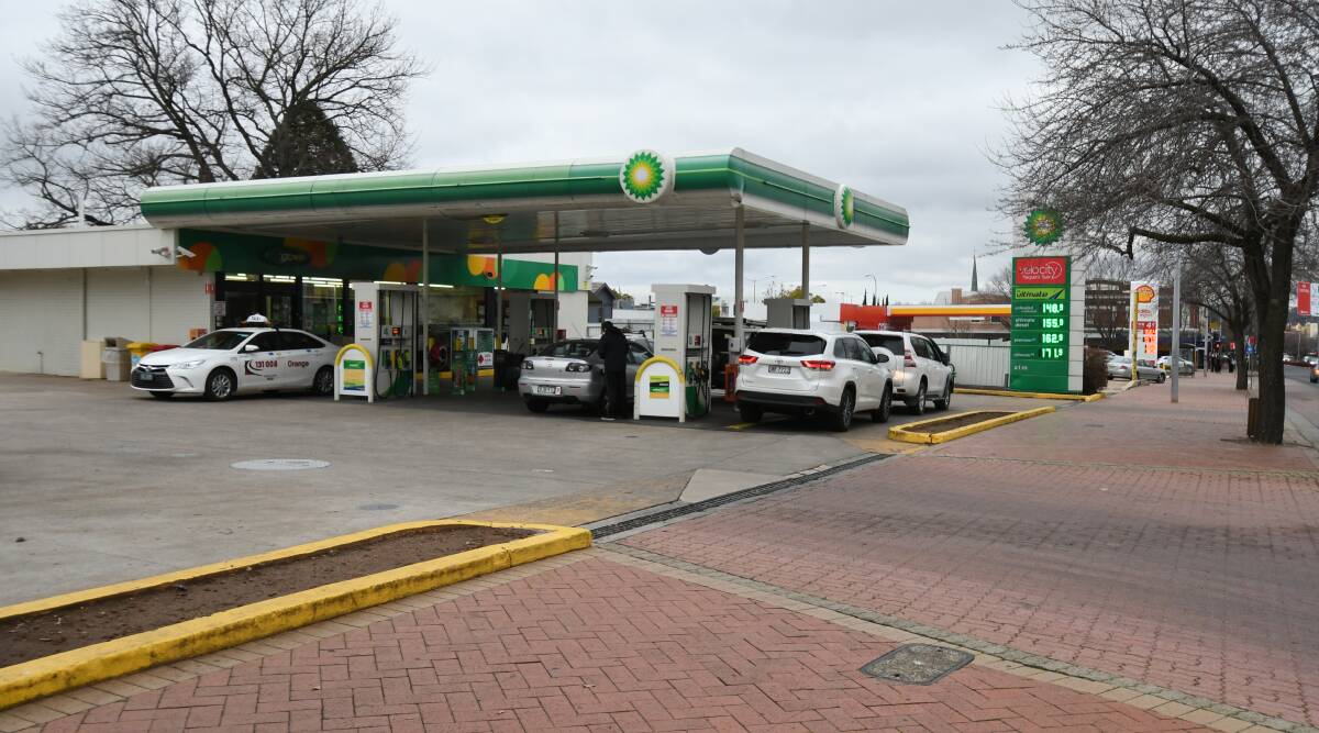 UPGRADE: The BP service station on Summer Street is to be improved. Photo: JUDE KEOGH 0629jkbp3