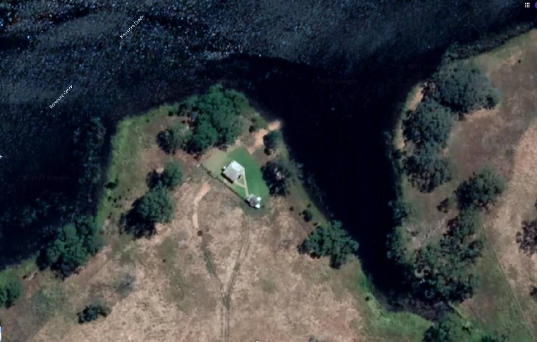 WATER VIEWS: The mystery house is perched overlooking Borenore Dam in this Google Earth image but it will not be staying there.