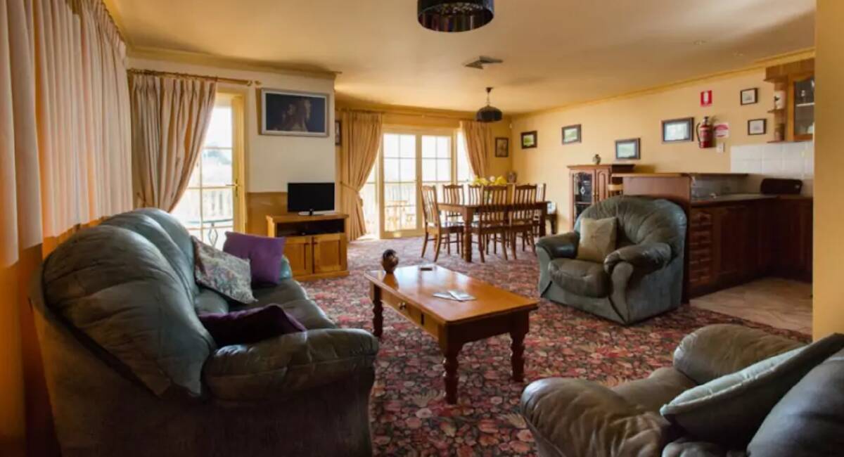 
Hamer House is a large family friendly townhouse located a short stroll from Cook Park. Photo: Airbnb