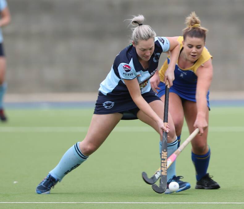 Souths and Ex-Services played out a 2-all draw in their women's Premier League Hockey match on Saturday. Photos: PHIL BLATCH