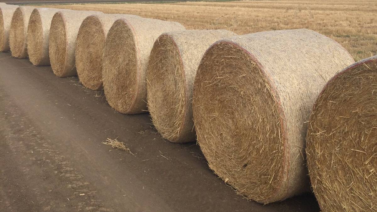 Farmers in the Tamworth region have donated truckloads worth of hay, but more trucks are needed to transport the produce to the Coolah region.