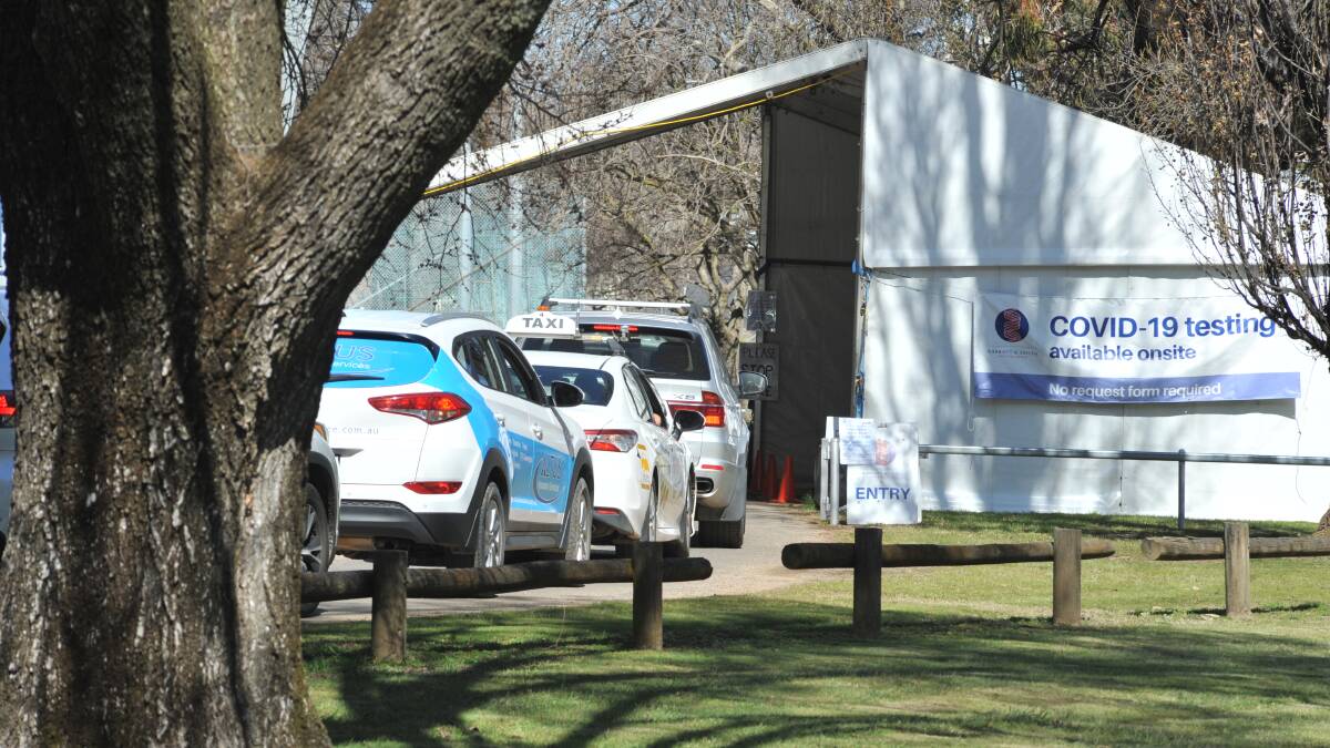 Residents flocked to Wade Park on Sunday to get tested for COVID-19 following six new cases of the virus being identified in Orange. Photo: CARLA FREEDMAN