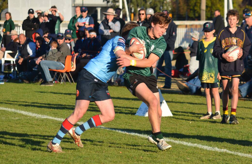 Jake Ritchie in action for Emus on Saturday. Photo: NICK GUTHRIE