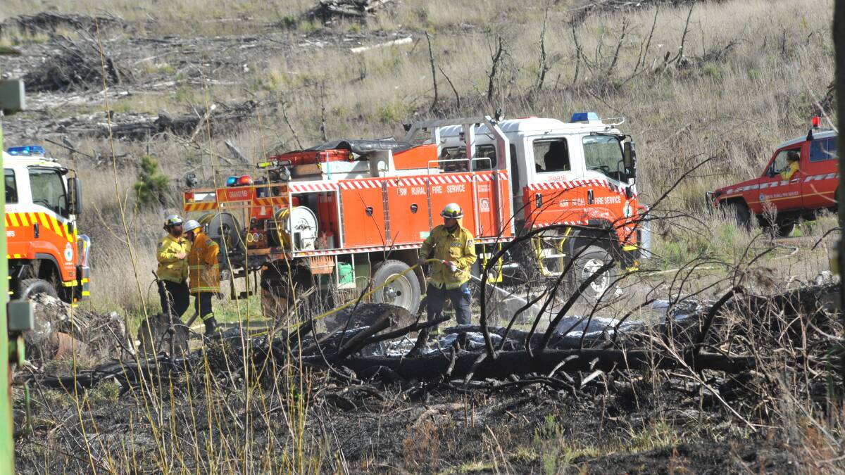 The pictures of the grass fire at Four Mile Creek Road