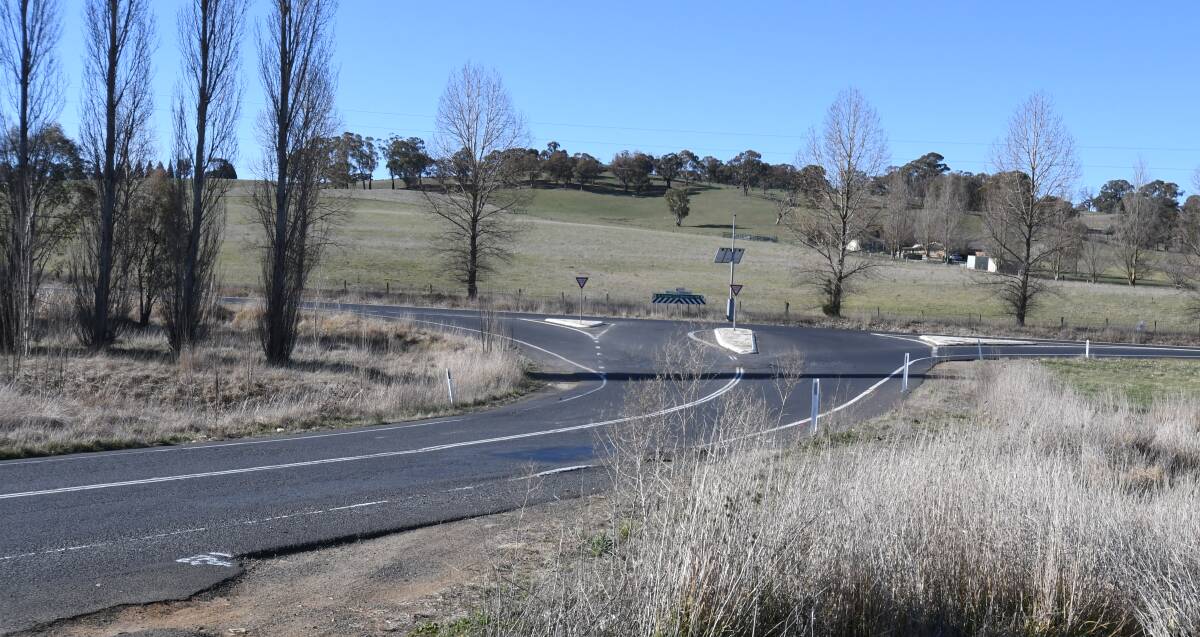 UPGRADE: The new section of the Southern Feeder Road will start from the interestion of Dairy Creek Road and the Mitchell Highway (pictured) and run to Elsham Avenue. Photo: CARLA FREEDMAN