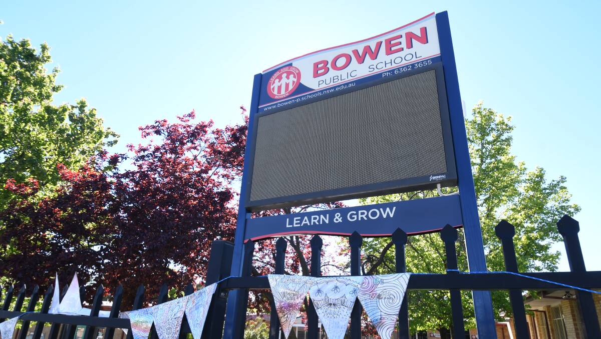 CLOSED: Bowen Public School was closed for all on-site work on Saturday after it was confirmed the school had been linked to a positive case of the virus. Photo: CARLA FREEDMAN