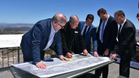 PLAN: Roads and Maritime Services western region director Alistair Lunn, then Bathurst mayor Bobby Bourke, Member for Bathurst Paul Toole, Nationals MLC Sam Farraway and Orange City Council's technical services director Wayne Gailey