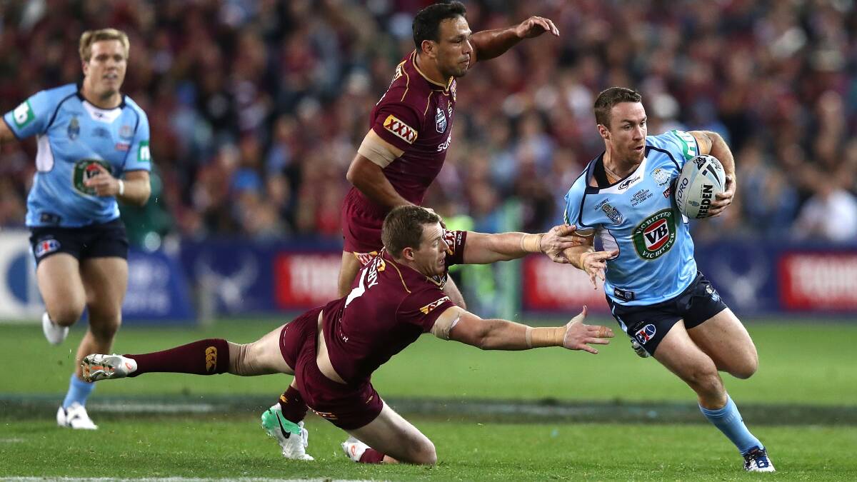 ROUND THE OUTSIDE: NSW Blues five-eighth James Maloney during game two in Sydney. Photo: GETTY IMAGES