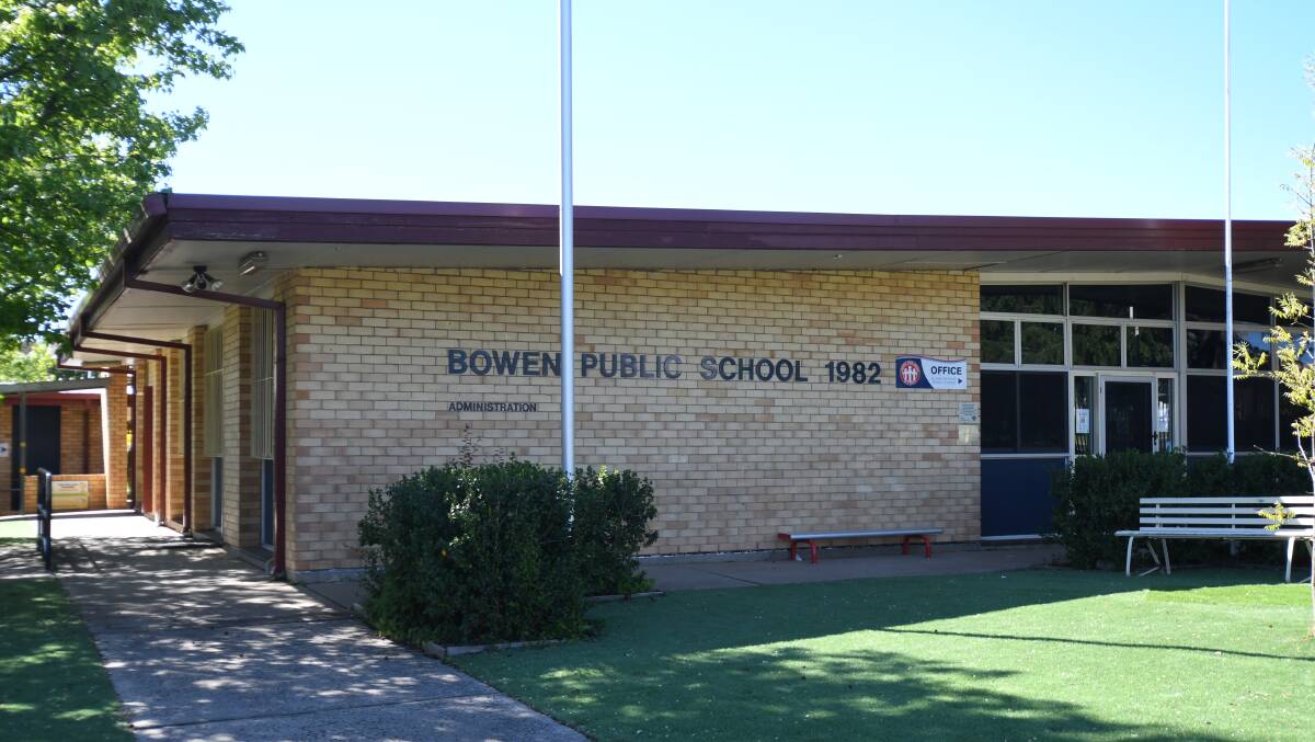 CLOSED: Bowen Public School was closed for all on-site work on Saturday and will remain closed on Monday after it was confirmed the school had been linked to a positive case of the virus. Photo: CARLA FREEDMAN