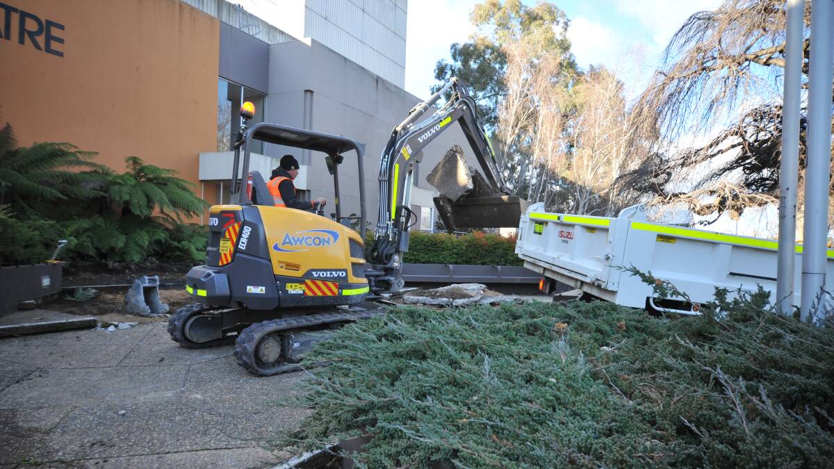 TRANSFORM: Work to upgrade the entrance to the Orange Civic Theatre is underway. Photo: JUDE KEOGH