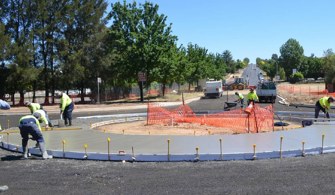 NEARLY THERE: The new roundabout on the intersection of Matthews Avenue and Hill Street is set to be open to traffic before Christmas. Photo: ORANGE CITY COUNCIL