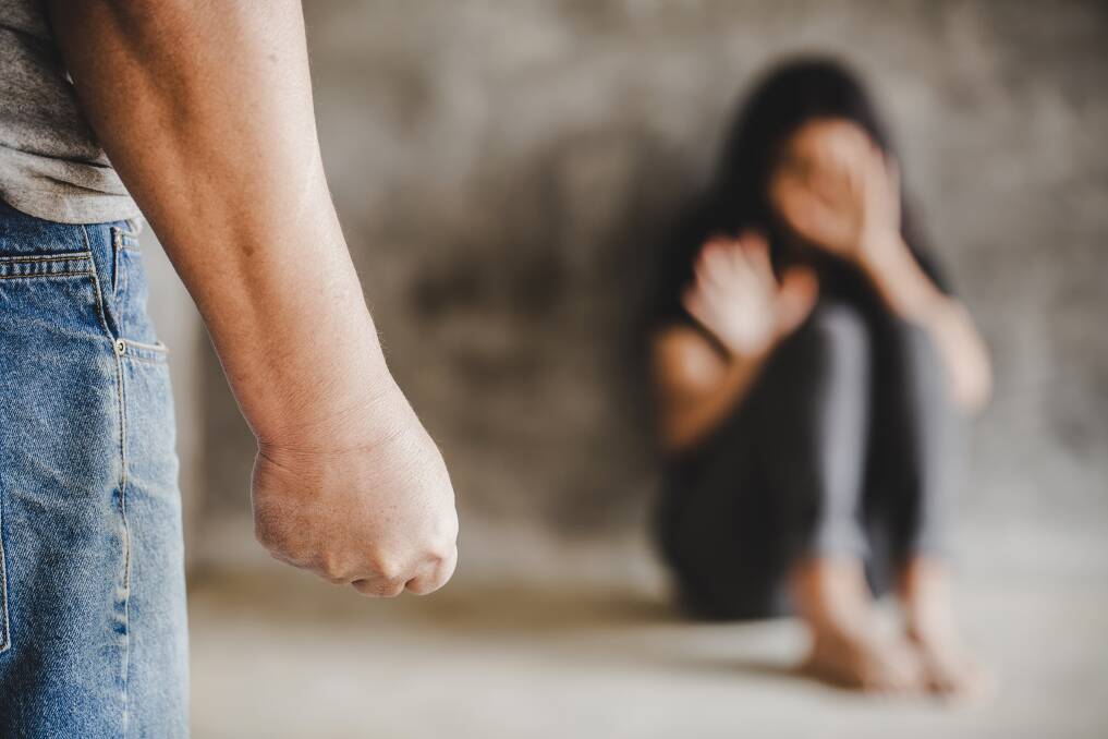 IN COURT: A man has been sentenced to jail in Orange Local Court for domestic violence against two women. File photo: SHUTTERSTOCK