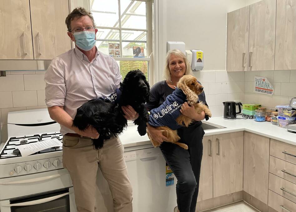 UPGRADE: Andrew Gee and Lifeline Central West CEO Stephanie Robinson with Lifeline mascots Evelyn Crumpet and Honey Crumpet in the new kitchen. Photo: TANYA MARSCHKE