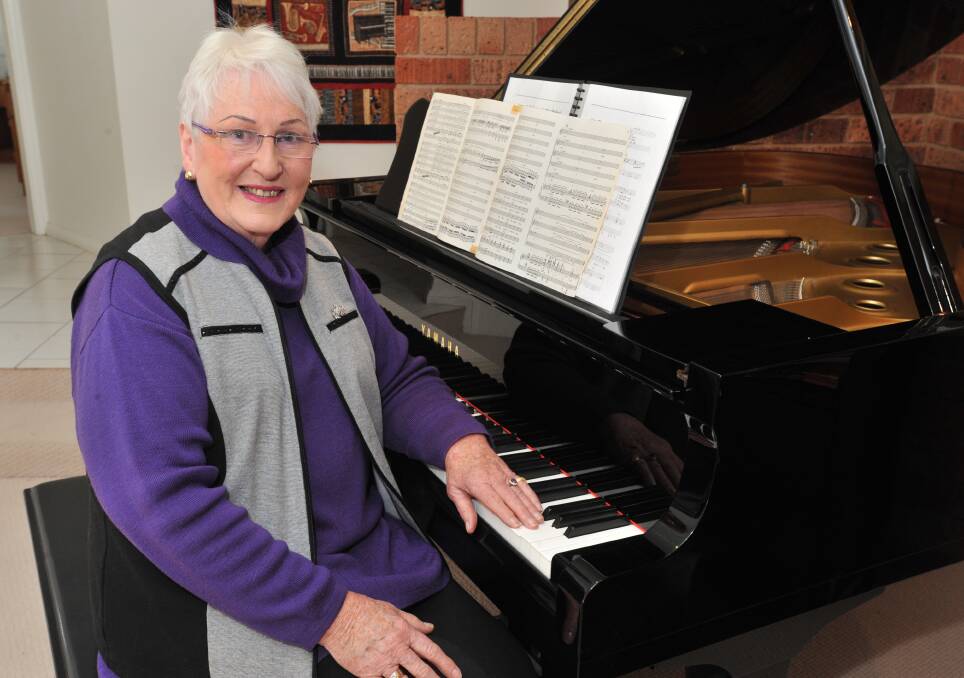 BEV'S CODA WITH CHOIR: After 28 years in Orange, Beverley Glover is returning to her hometown in New Zealand. Photo: JUDE KEOGH 0612jkbev2