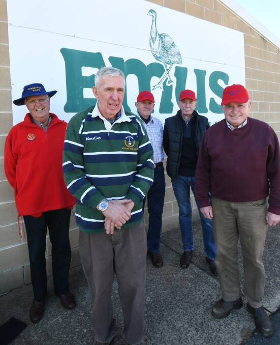HELPFUL: Orange Emus member Doug Pigot (front) with Rotary Club of North Orange members David Ironside, John Langford, Bob Geaghan, Peter Darley. Photo: JUDE KEOGH