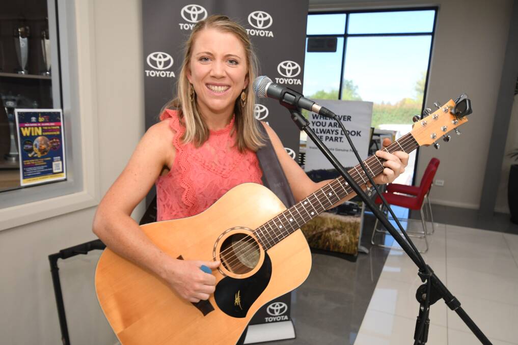 POP-UP SHOW: Clancy Pye performed in Orange earlier this month ahead of her grand final performance at the Tamworth Country Music Festival. Photo: JUDE KEOGH