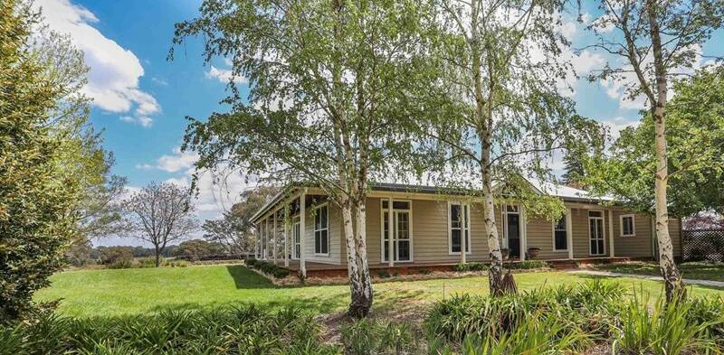 COUNTRY LIVING: A house and studio on Falvey Road sold by McCormack Barber, was one of the highest selling houses in Orange and Canobolas area last year. Photo: McCormack Barber