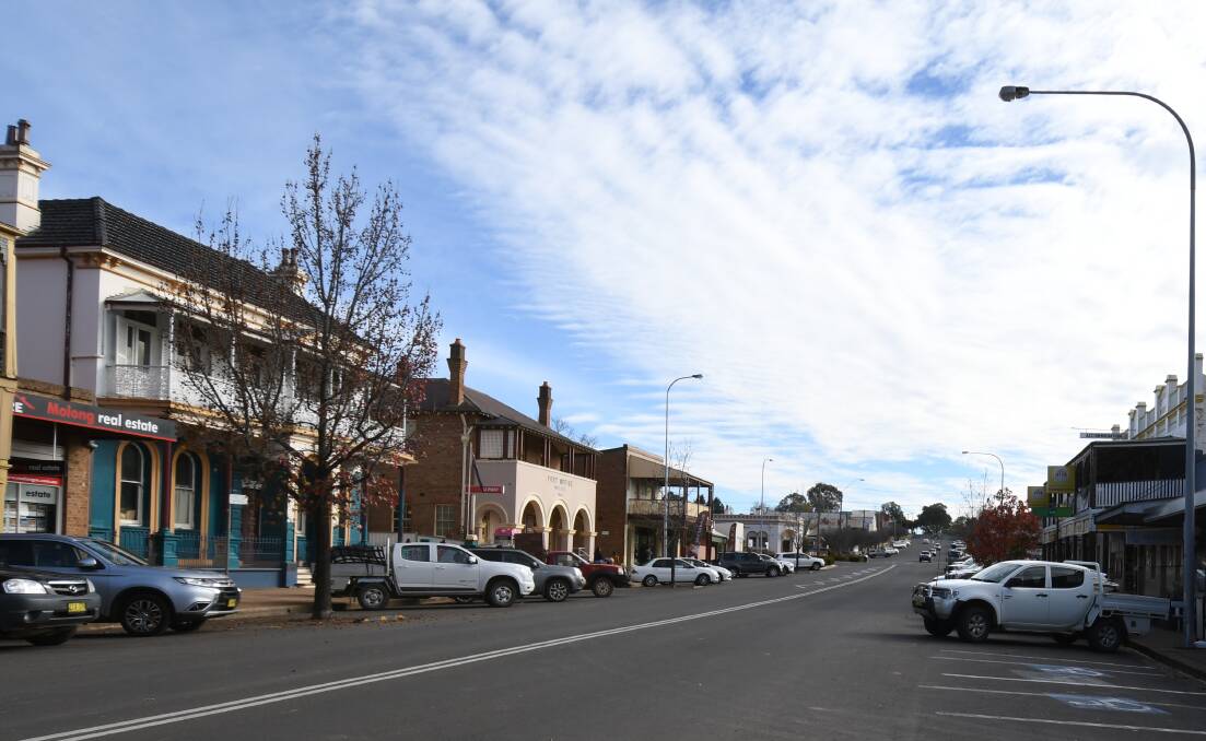 MAKEOVER: Residents would like to see Molong's main town centre as "sophisticated, stylish, country" according to research. 