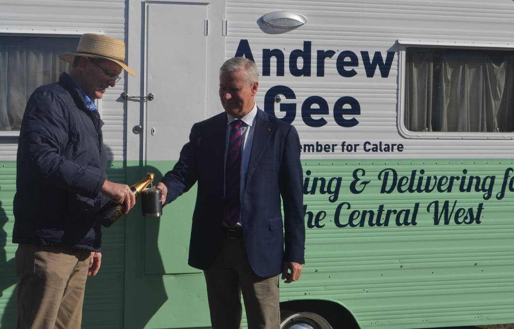 CHEERS: Member for Calare Andrew Gee and Deputy Prime Minister Michael McCormack launching Mr Gee's campaign caravan in Canowindra on Thursday.