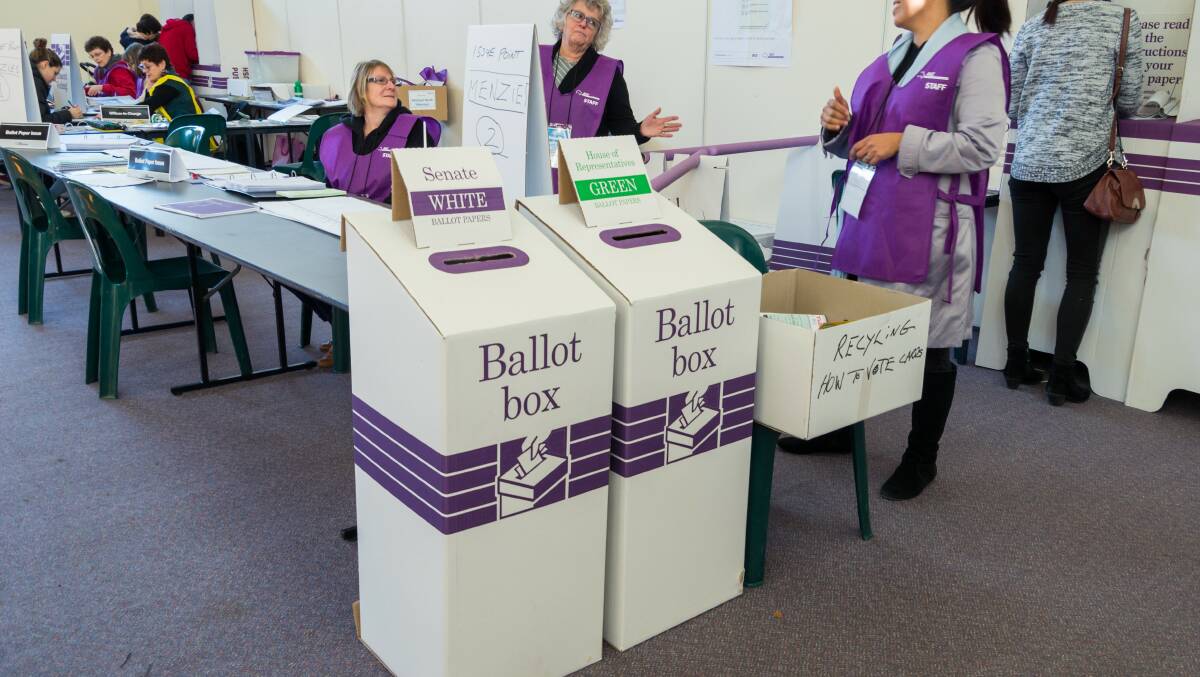 EARLY BIRDS: The early voting centre in Orange recorded 7233 votes by Monday.