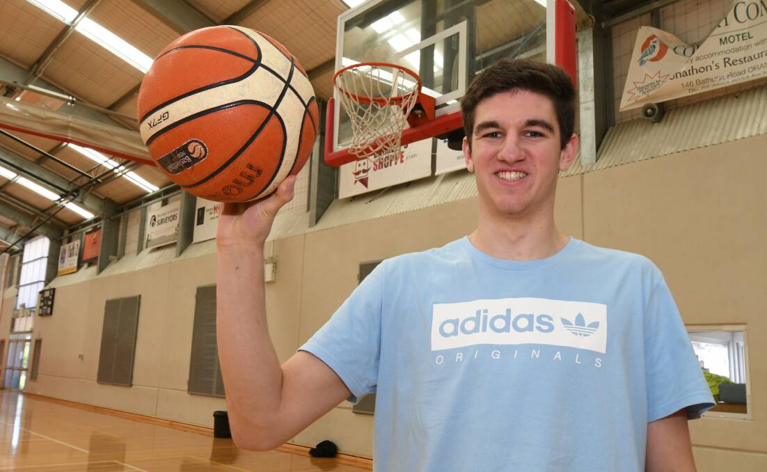 UPTOWN DUNK: Orange's Matt Gray is less than a week away from his move to the US to link with Drake University. He has one last job to do with the Bathurst Goldminers first though. Photo: JUDE KEOGH