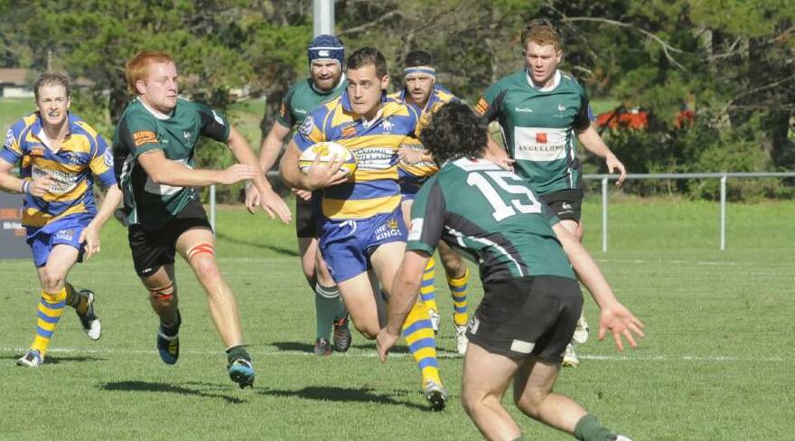 CENTRE STAGE: Tom Joseph, pictured playing for Bulldogs against Emus back in 2014, will make his debut for the greens this weekend. Photo: CHRIS SEABROOK