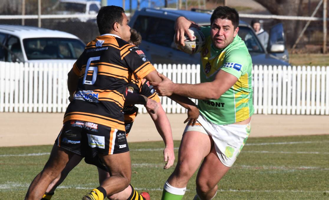 MASTERCLASS: Chris Grevsmuhl had a field day in the opening 40 minutes of Sunday's win over Oberon. Photo: CARLA FREEDMAN