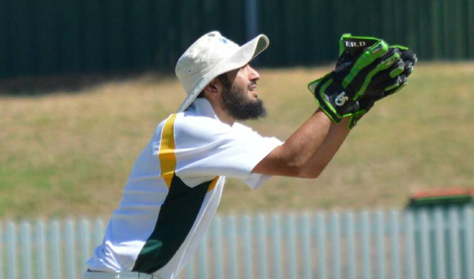 MATCH-WINNER: Imran Qureshi had a fairly handy weekend, with both bat and gloves. Photo: MATT FINDLAY
