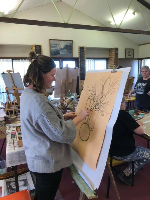 CREATIVE BOOST: Lachlan Arts Council ran pastel drawing workshops in Lake Cargelligo with CASP funding last year. Photo: Lachlan Arts Council.