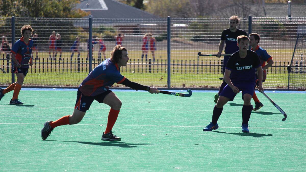 KEY COG: Wanderers' Mitch Black was one of his side's best on Saturday in the start of the Premier League Hockey men's season. Photo: MAX STAINKAMPH