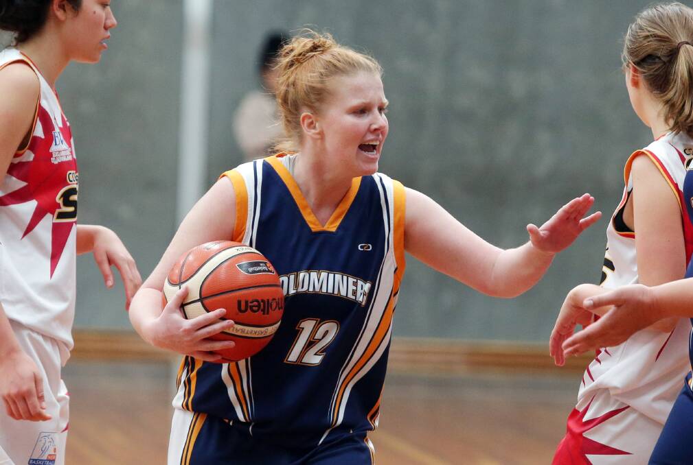 ON THE SIDELINES: Sophie Heta, pictured playing for Bathurst Goldminers in 2017, won't be able to take to the court for the Orange Eagles in 2020 after their side was scrapped due to the club's lack of qualified referees. Photo: CHRIS LANE PHOTOGRAPHY