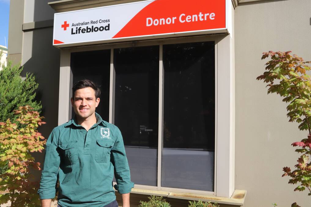 ROLL UP THE SLEEVES: Jamil Khalfan out the front of the Orange Red Cross donor centre. Photo: CARLA FREEDMAN